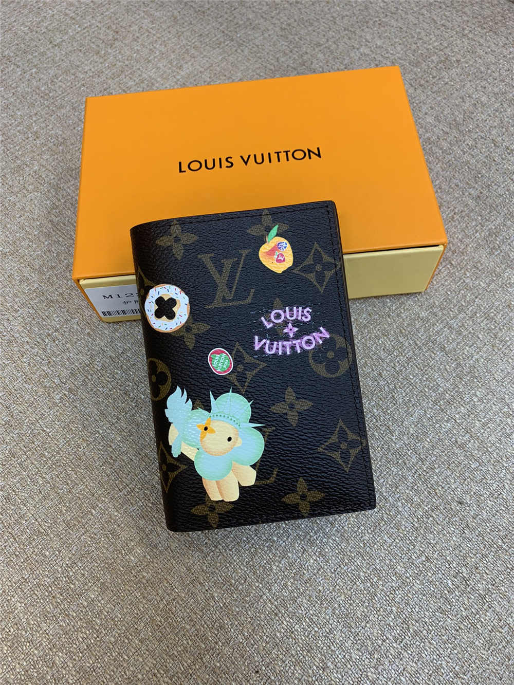 Louis Vuitton M12221 2025 new 